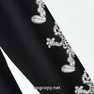 偽物 ブランド 激安ずっと愛用したいアイテム デイリー使いに最適 大人気商品コートPHILIPP PLEIN