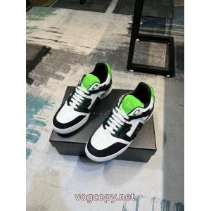 海外セレブ愛用 高級感が漂う 在庫確保済ブランド コピー 販売     スニーカーPHILIPP PLEIN.