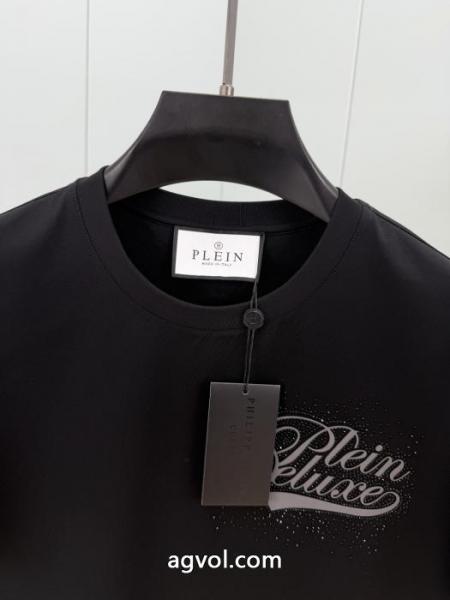 コピー 商品 通販大活躍間違いなしの新着 激レア 快適な着心地PHILIPP PLEIN半袖T. 3