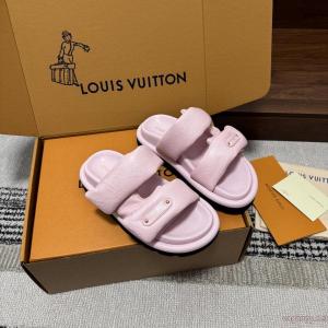 ルイ ヴィトンサンダルブランド スーパー コピー 通販着回しアイテム 完売次第終了早い者勝ち 少量入荷☆限定モデル..