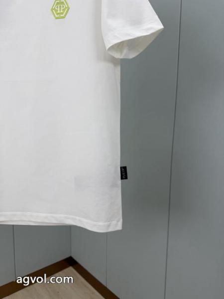 偽物 ブランド ショップ最安値お得 人気6万本突破 新色登場フィリッププレインTシャツ. 5